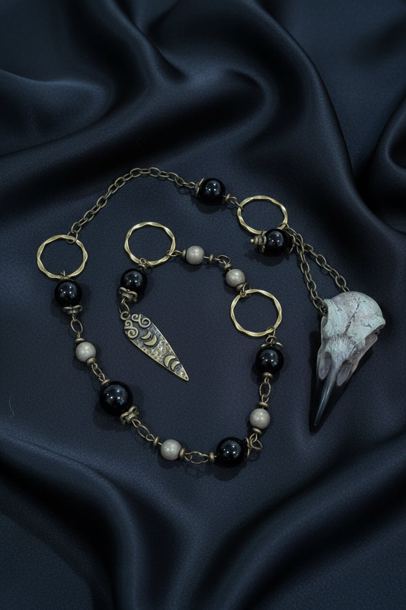 Large Raven Skull Pendulum